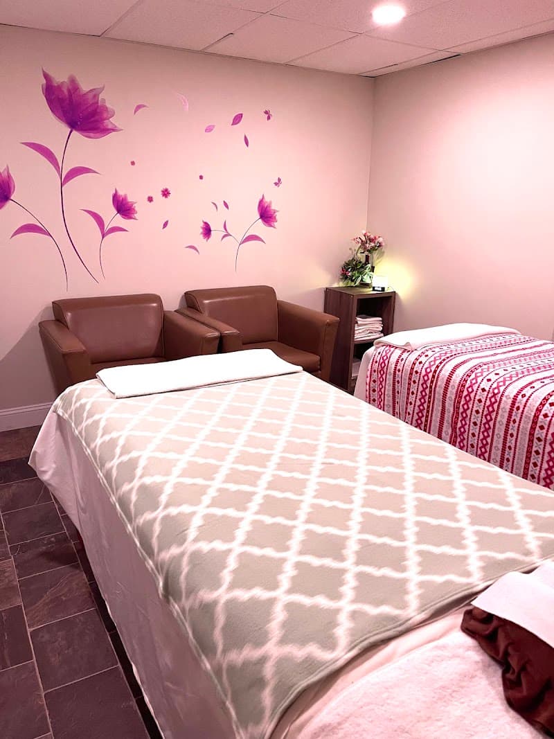 Ruyi Spa Beech Grove photo