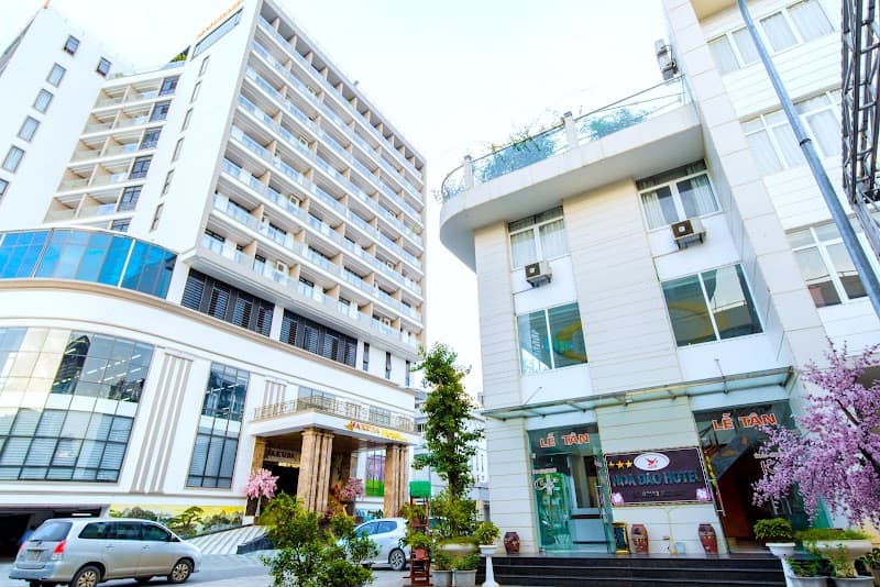 Sakura Spa Hòa Bình photo