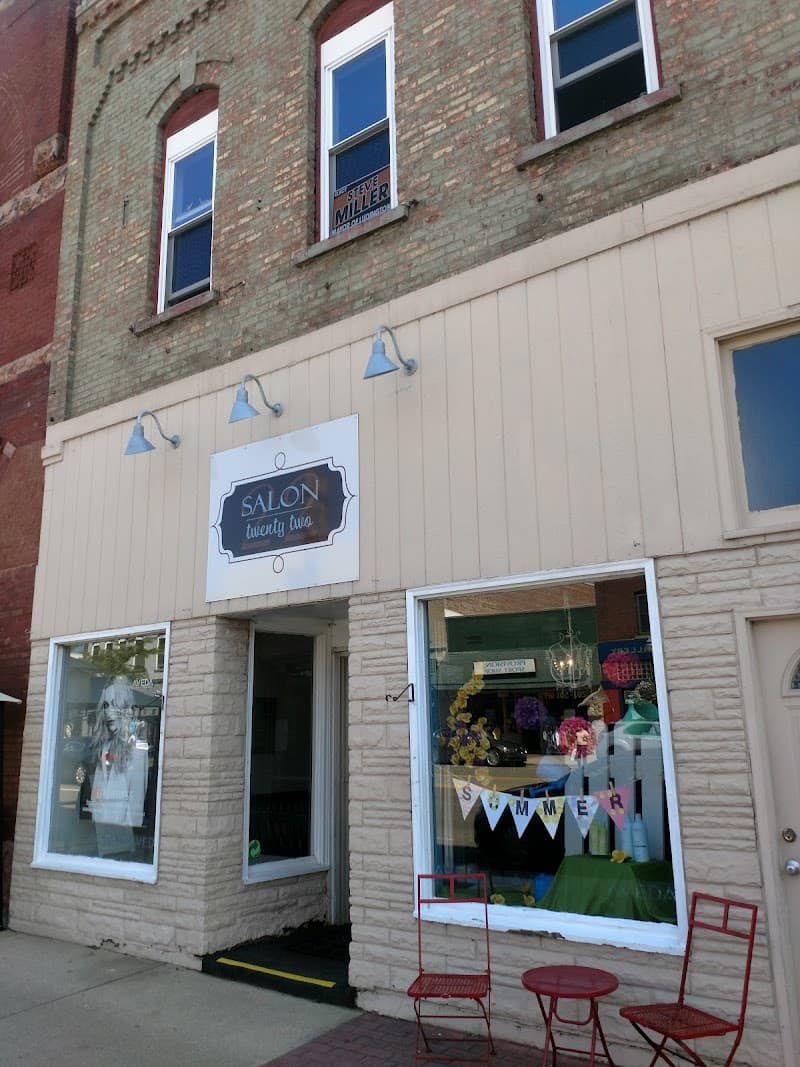 Salon 22 Spa Ludington photo