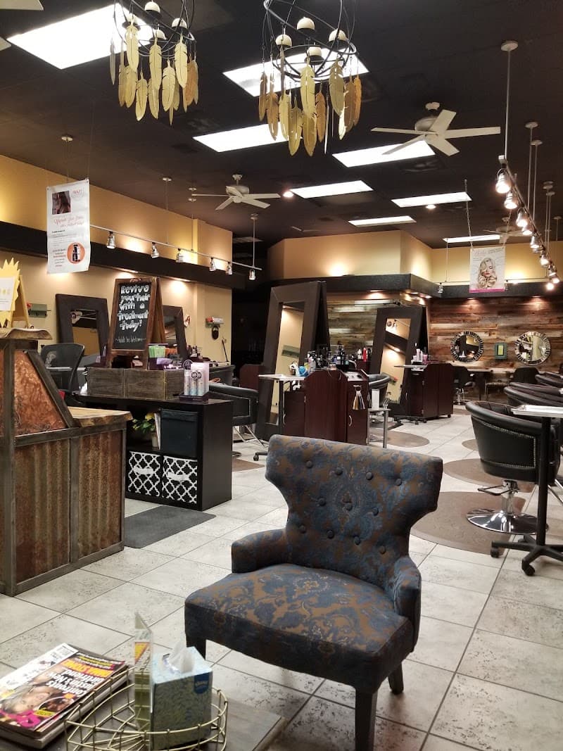Salon Brentwood photo