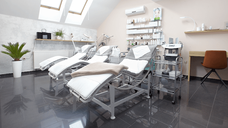 Salon Janssen Trnava photo