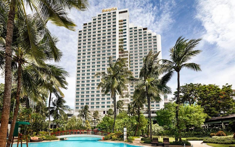 Shangri-La Jakarta photo