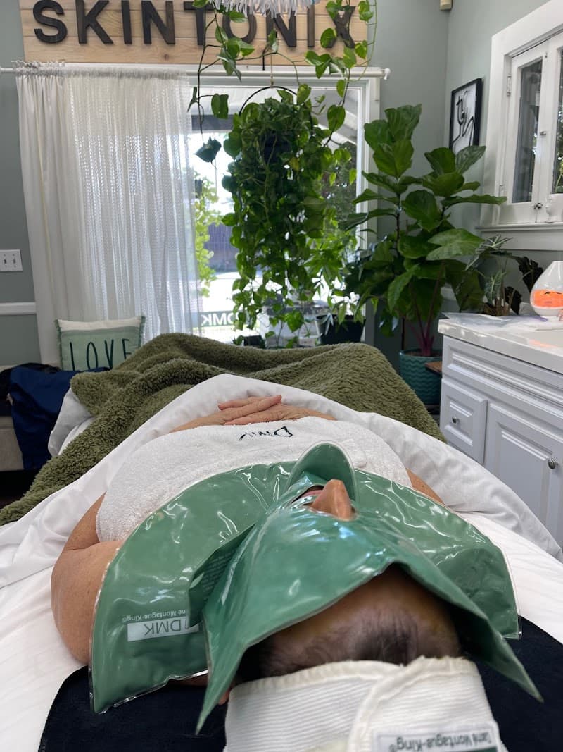 Skin Haus Studio Bakersfield photo
