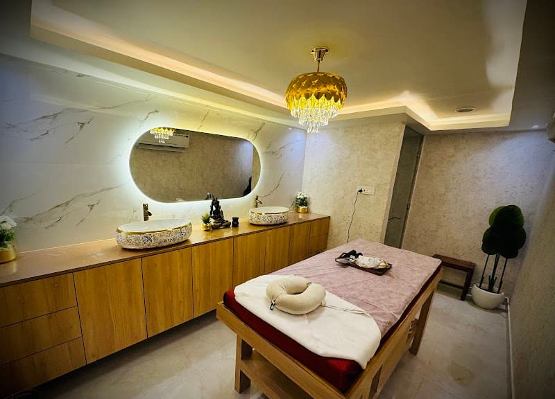 Spa Paris Luxury Lucknow photo