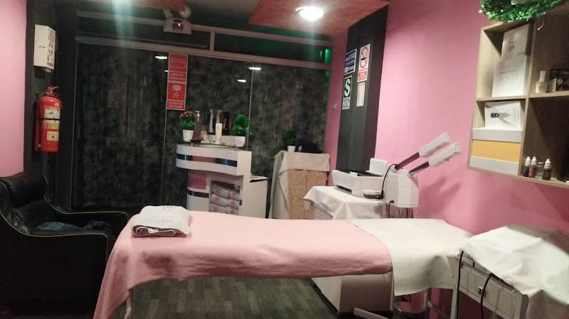 Spa poder en rosa Ate photo