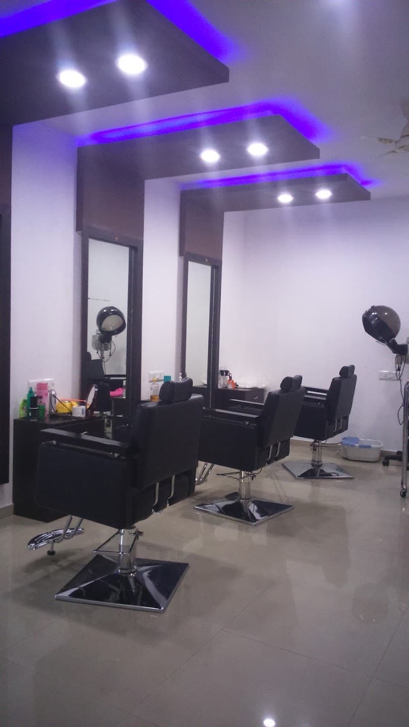 Spark's Salon Hyderabad photo