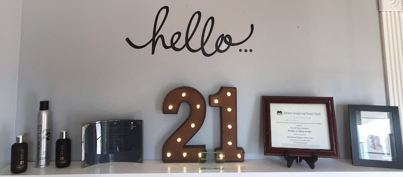 Studio 21 Spa Ashland photo