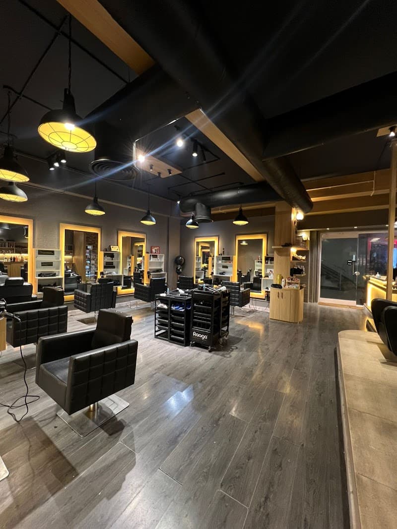 Tamaya Salon, Darjeeling photo