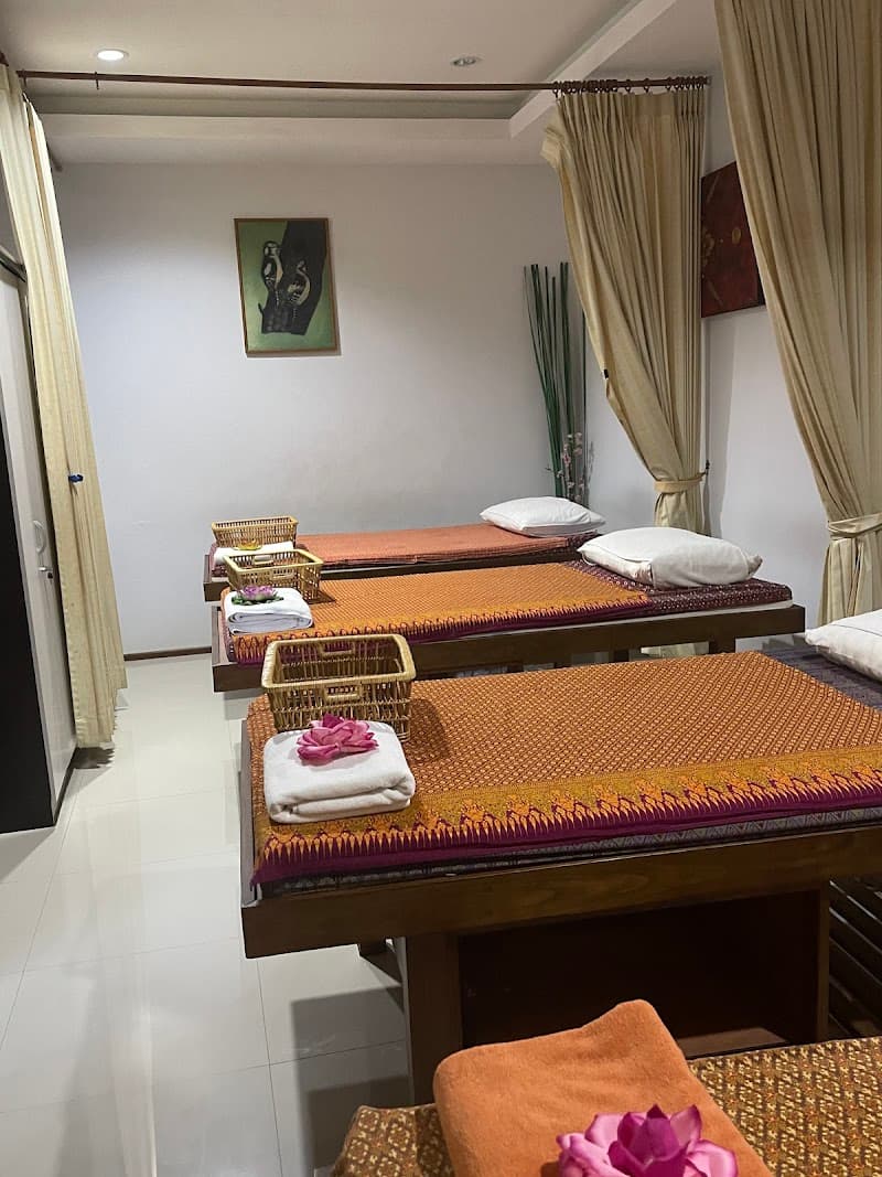 Toh Massage and Salon Cha Am photo