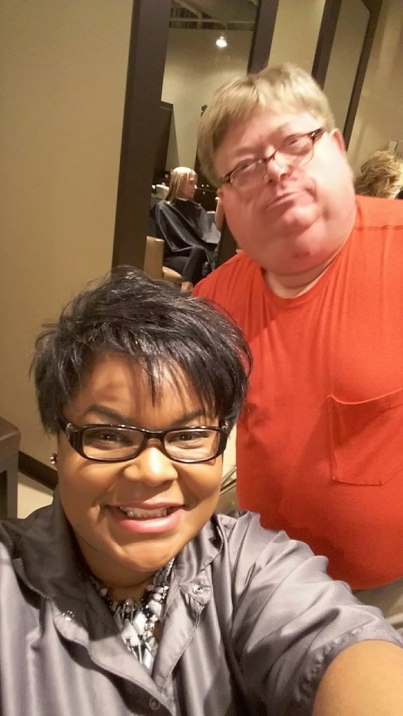 Trumps Salon & Spa Nashville photo
