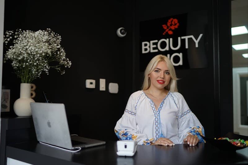 Ub Nail & Spa Ottawa photo
