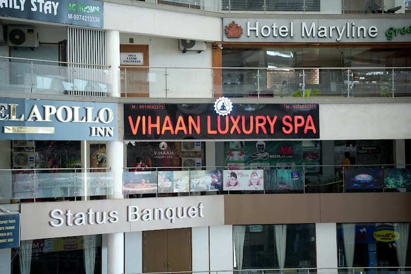 Vihan Luxury Spa Ahmedabad photo