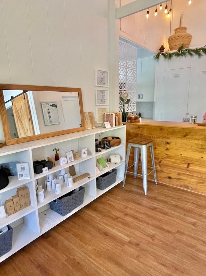 Winnie Skin Therapy Honolulu photo