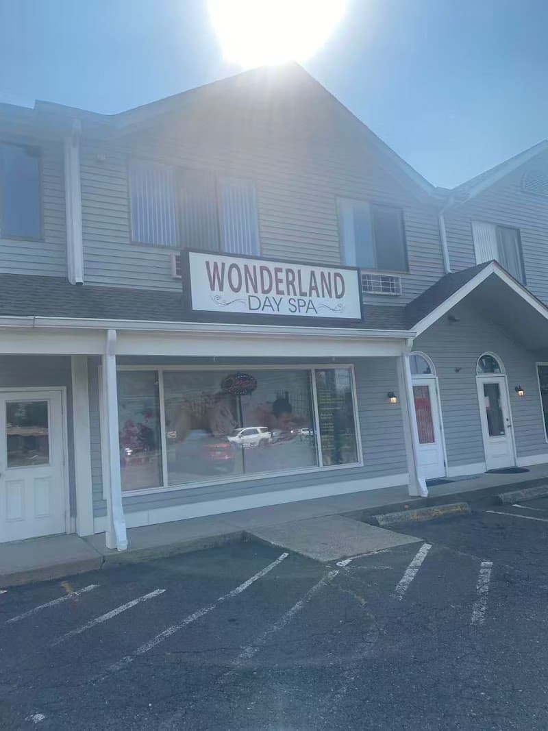 Wonderland Spa Forest Hills photo