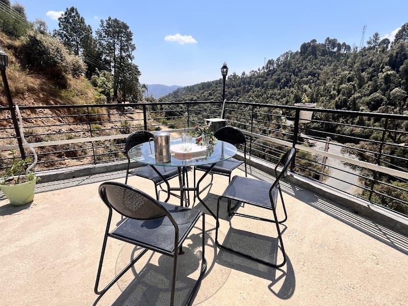 Yashvi Paradise Shimla photo