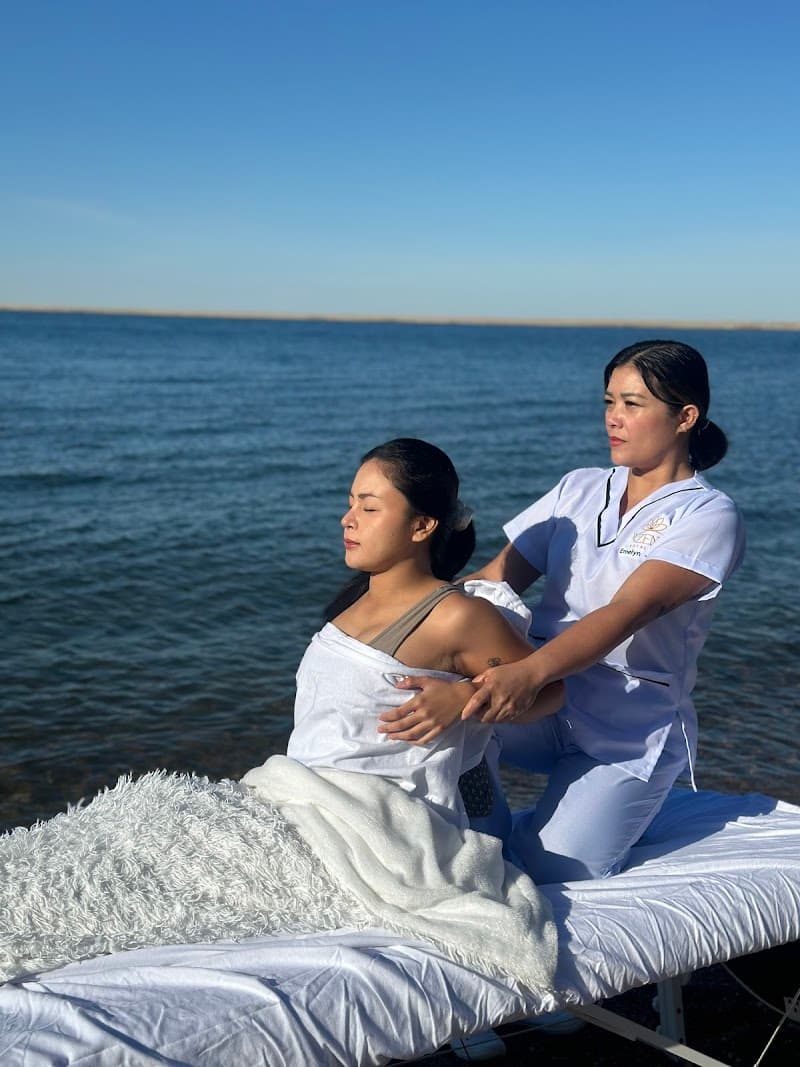 Zen Royal Spa Brooks photo