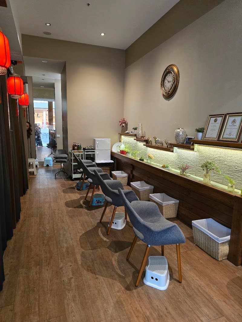 Zhongs Massage Airport West photo