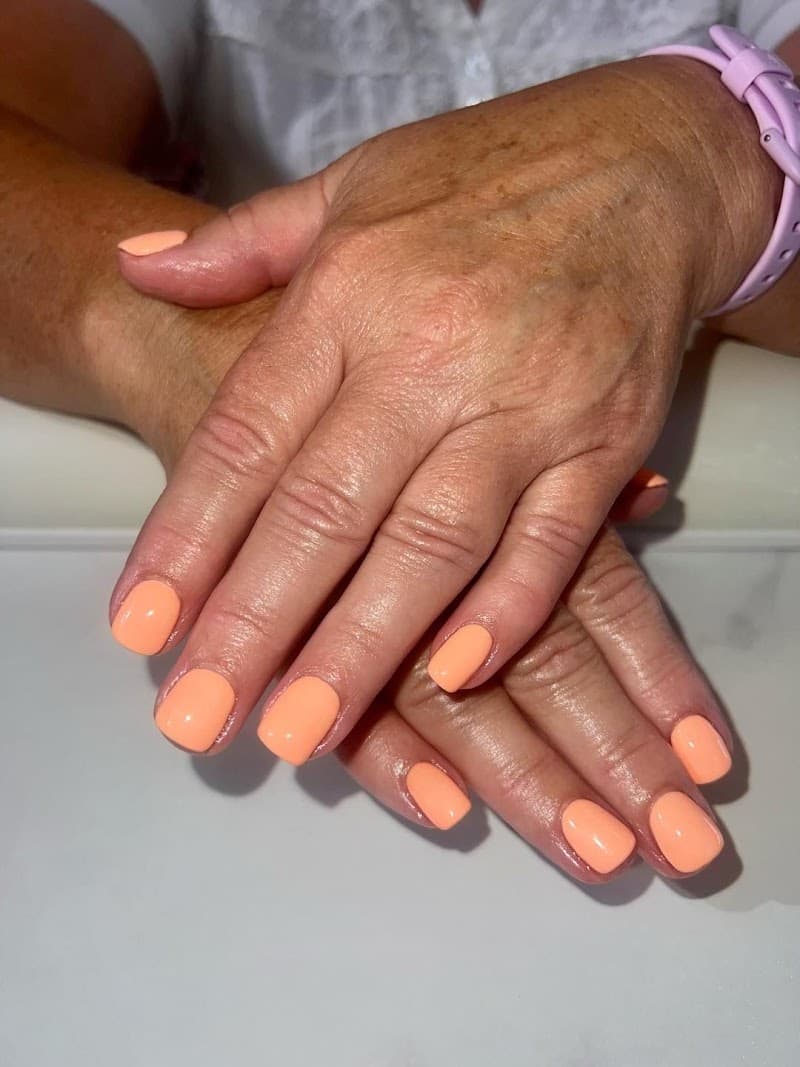 Modesto 10 Holistic Nail Couture photo