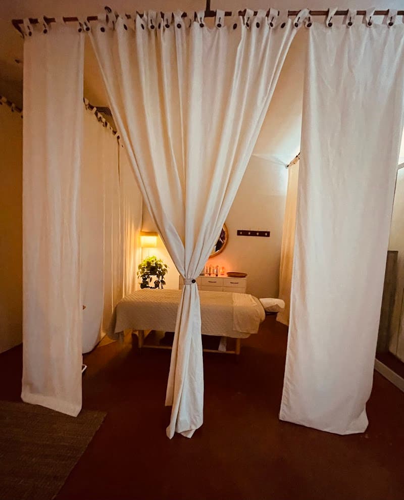 Miami 1111 Holistic Zone and Massage Center photo