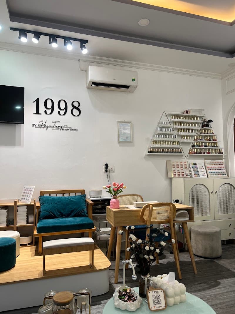 Thủ Đức 1998 Beauty Academy District 9 photo
