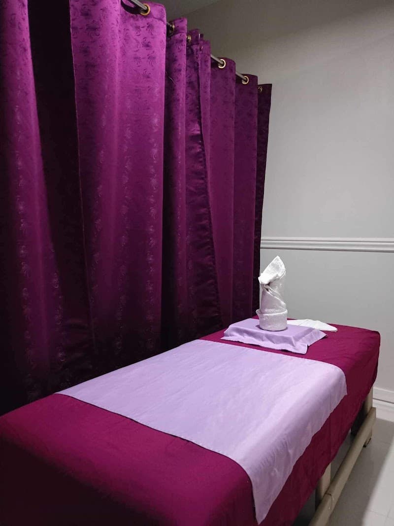 Quezon City 2 Hands Massage & Wellness - SM Cherry Congressional photo