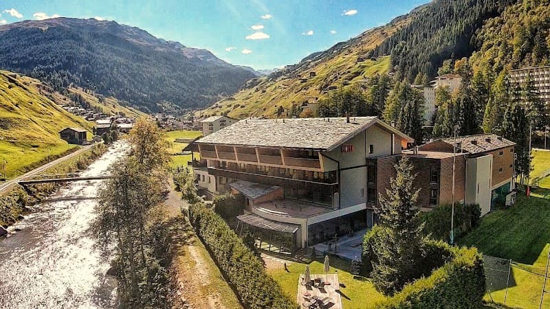 Vals 4 Stern Hotel Rovanada photo