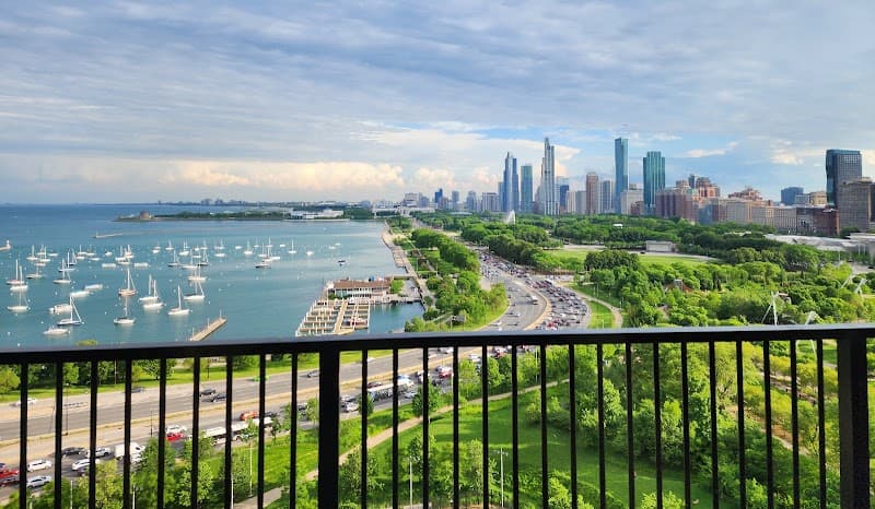 Chicago 400 East Fitness & Spa photo