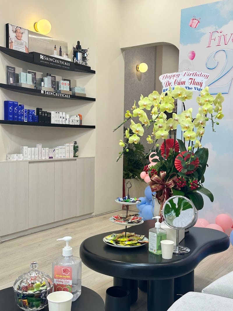 Quận 10 60Mins Skin Center photo