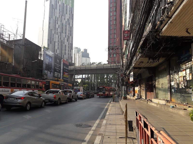 Bangkok 71massage photo