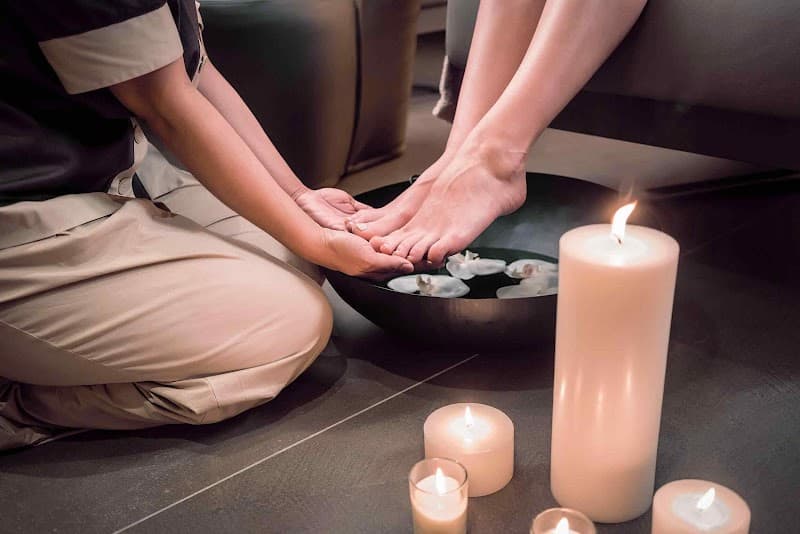 Sunrise 8 Foot Massage photo