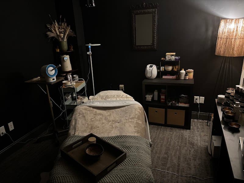 Panama City 850 Glow Aesthetics Studio photo