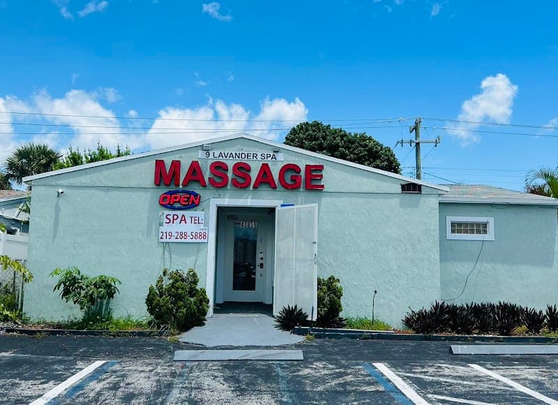 Oakland Park 9 Lavender Spa photo