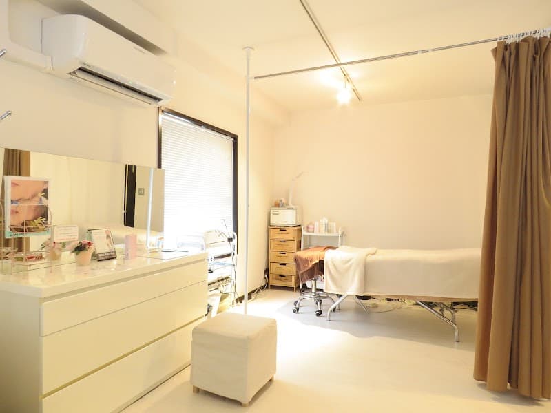 A.mstic Meguro Ward photo