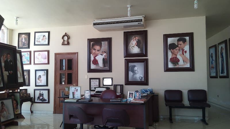 AC Colorly Estudio Monclova photo