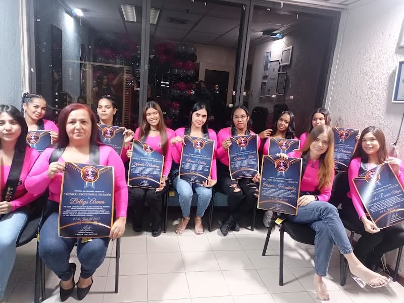 Academia de uñas Chiqui Caracas photo