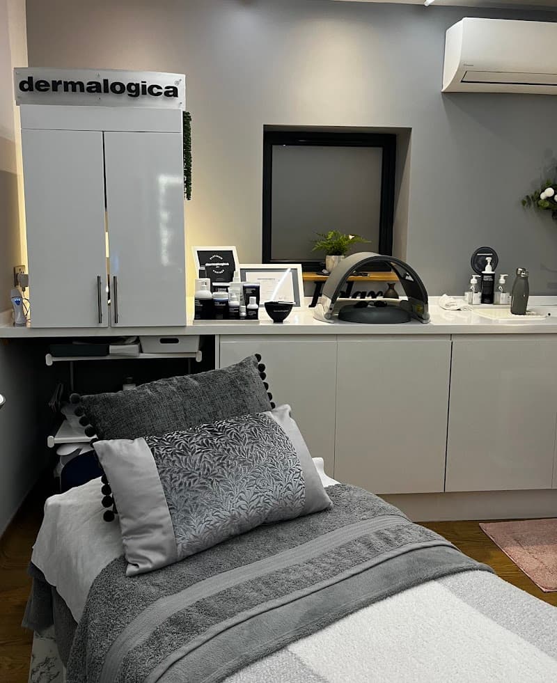 Adele Moruzzi, Skin Therapist, Sudbrook Therapy Centre Dronfield photo