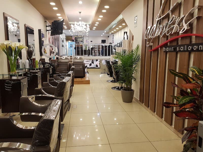 Admer's Hair Saloon Arequipa photo