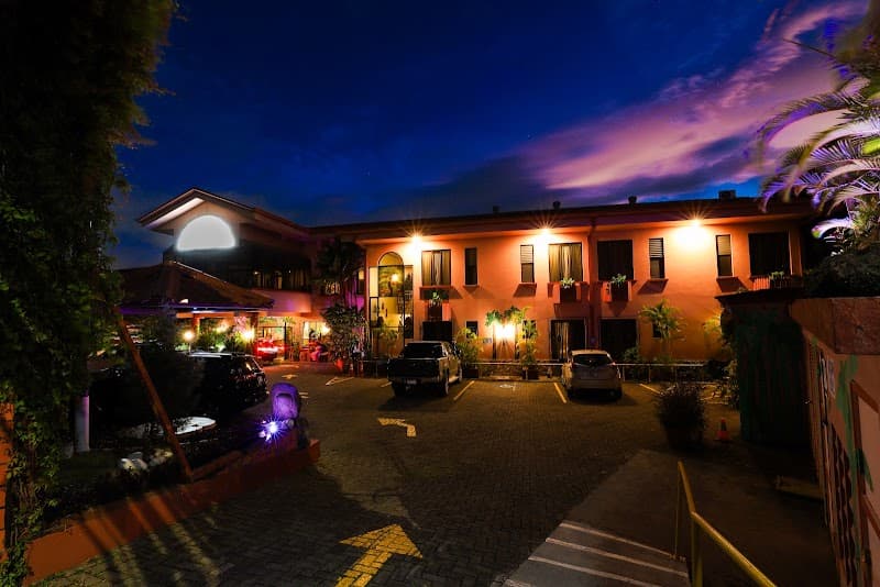 Adventure Inn Hotel San José photo