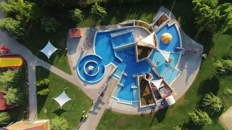 Agárdi Gyógy- és Termálfürdő Zrt. Gárdony photo