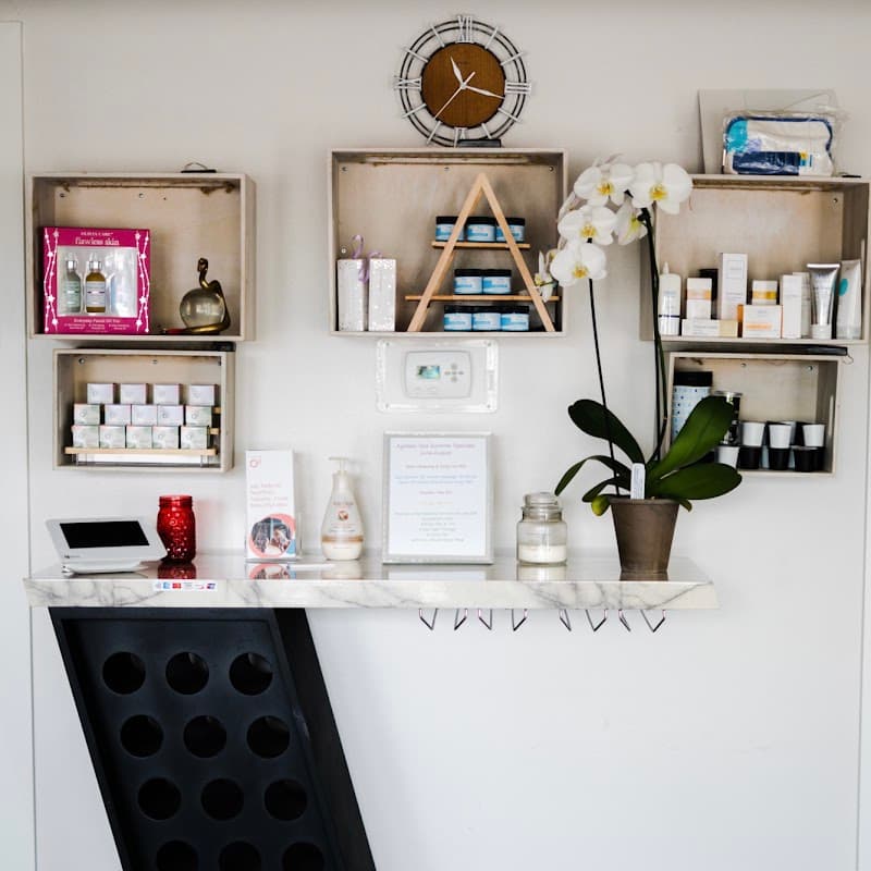 Ageless Salon & Spa Lakewood photo