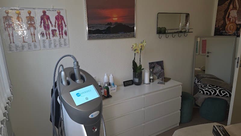Aizhans Massage & Hälsa Vetlanda photo