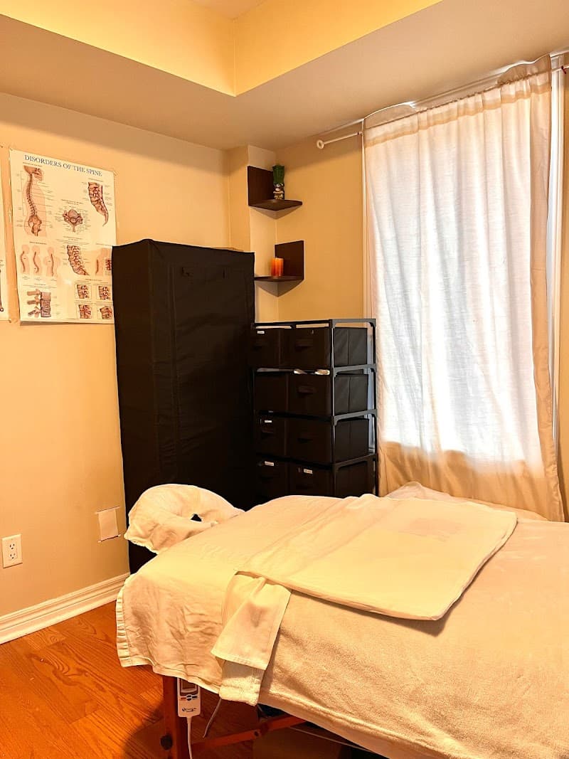AJ Massage Therapy and Physio Centre Toronto photo