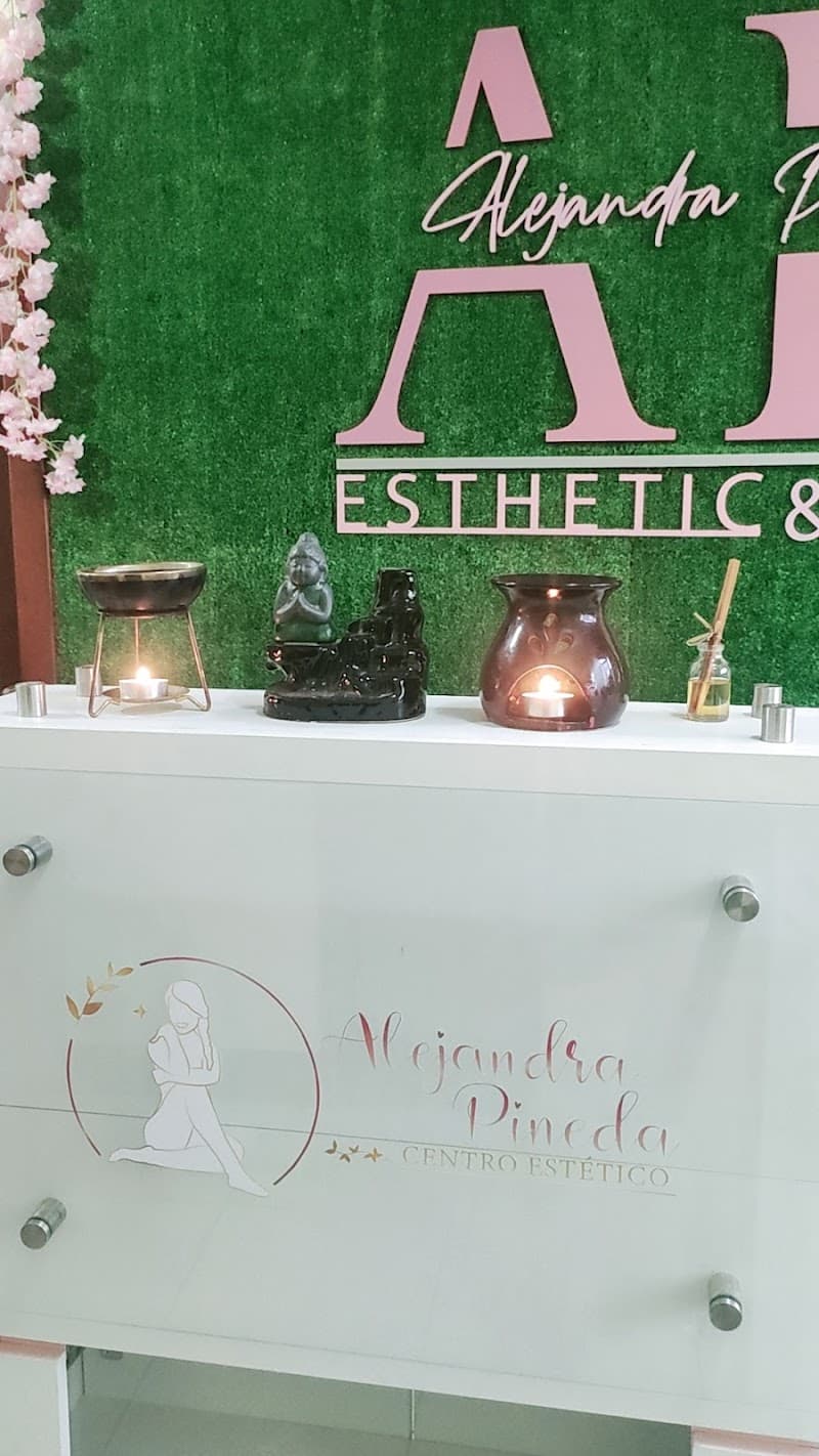 Alejandra Pineda Centro Estético Guayaquil photo