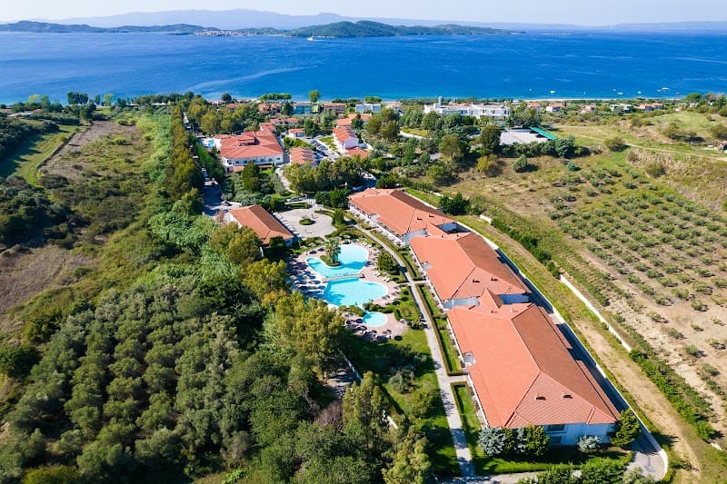 Alexandros Palace Hotel and Suites Stageira-Akanthos photo