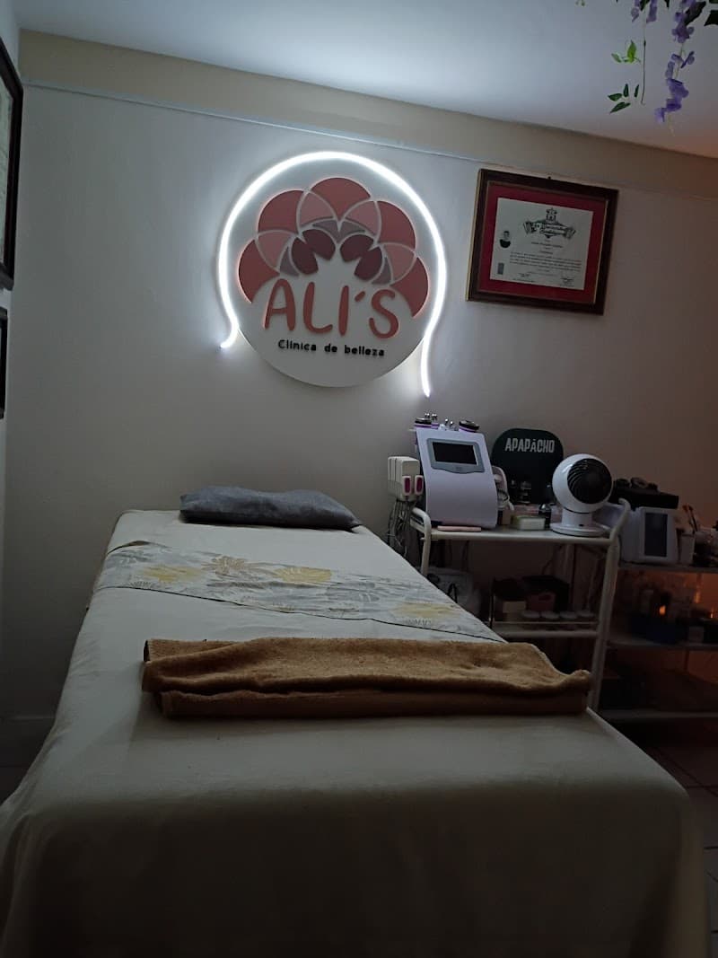 Ali's Clinica de Belleza Ciudad Guzmán photo