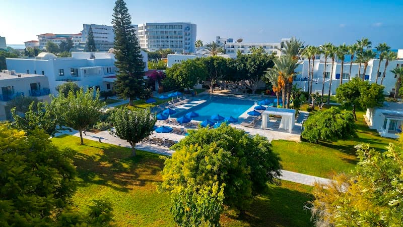 Aliathon Resort Paphos photo