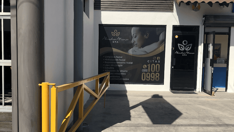 Alondra Atienso Esteto Cosmetologa Mexicali photo