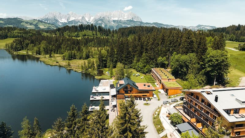 Alpenhotel Kitzbühel am Schwarzsee photo