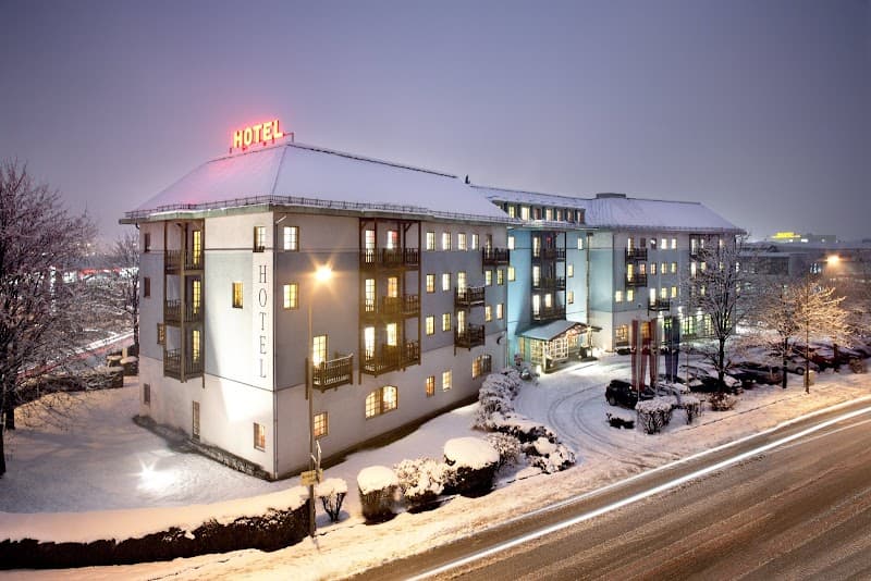 Alphotel Innsbruck photo