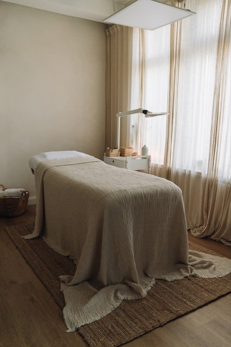 Aluna Holistic Beauty Amsterdam photo